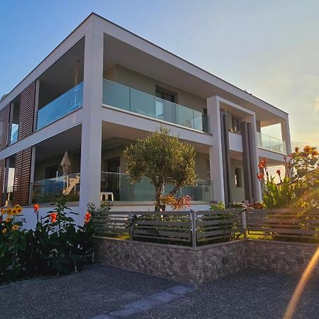 Alkion Boutique Living Aparthotel เนอาวรัสนา ภายนอก รูปภาพ