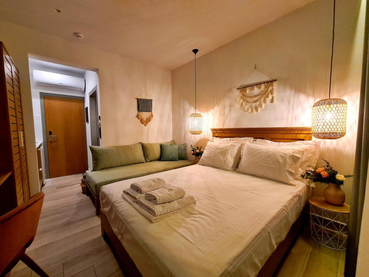 Alkion Boutique Living Aparthotel เนอาวรัสนา ภายนอก รูปภาพ