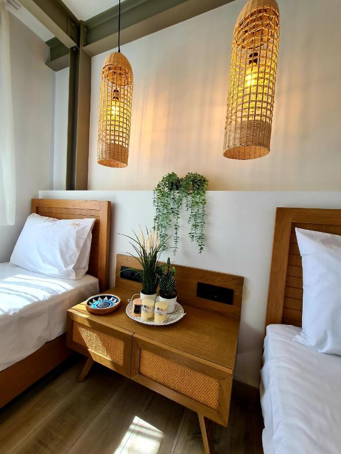 Alkion Boutique Living Aparthotel เนอาวรัสนา ภายนอก รูปภาพ