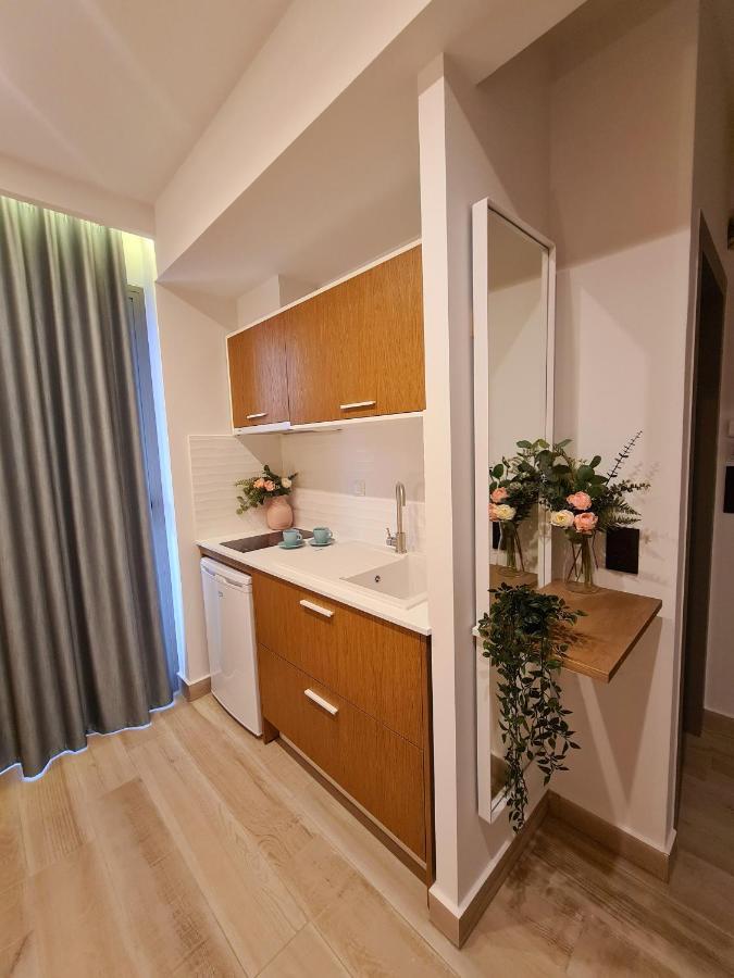 Alkion Boutique Living Aparthotel เนอาวรัสนา ภายนอก รูปภาพ