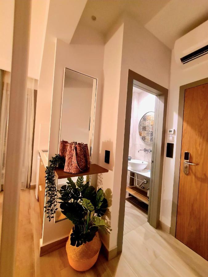 Alkion Boutique Living Aparthotel เนอาวรัสนา ภายนอก รูปภาพ