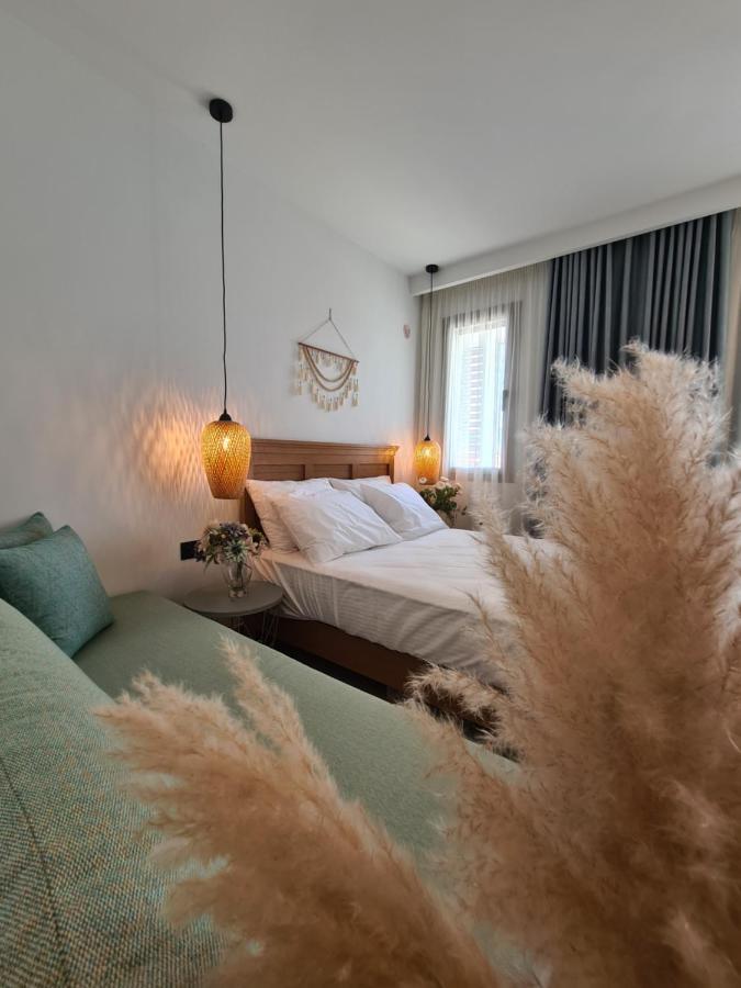 Alkion Boutique Living Aparthotel เนอาวรัสนา ภายนอก รูปภาพ