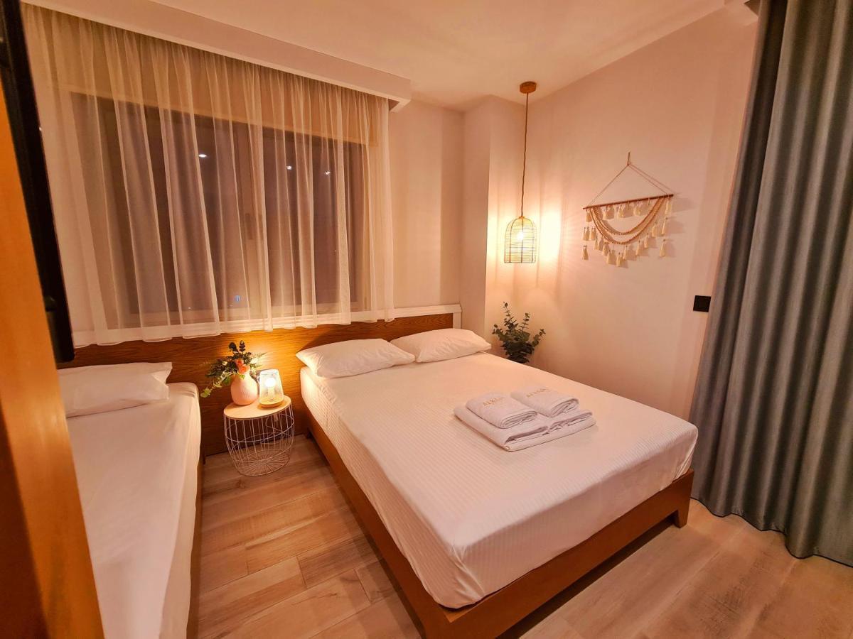 Alkion Boutique Living Aparthotel เนอาวรัสนา ภายนอก รูปภาพ