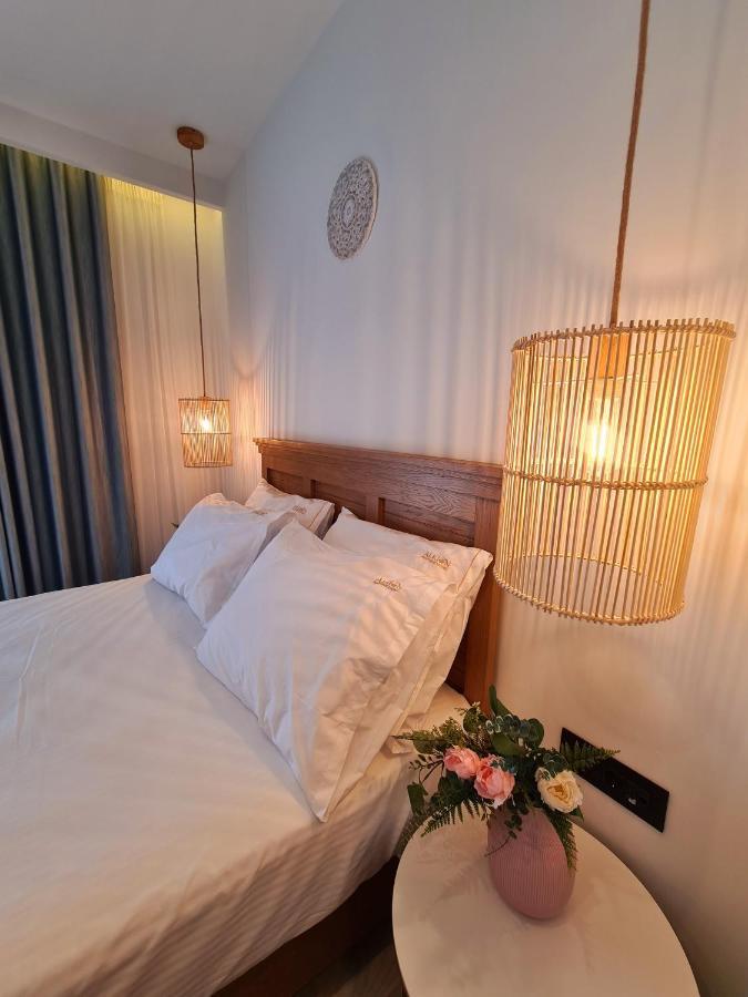 Alkion Boutique Living Aparthotel เนอาวรัสนา ภายนอก รูปภาพ