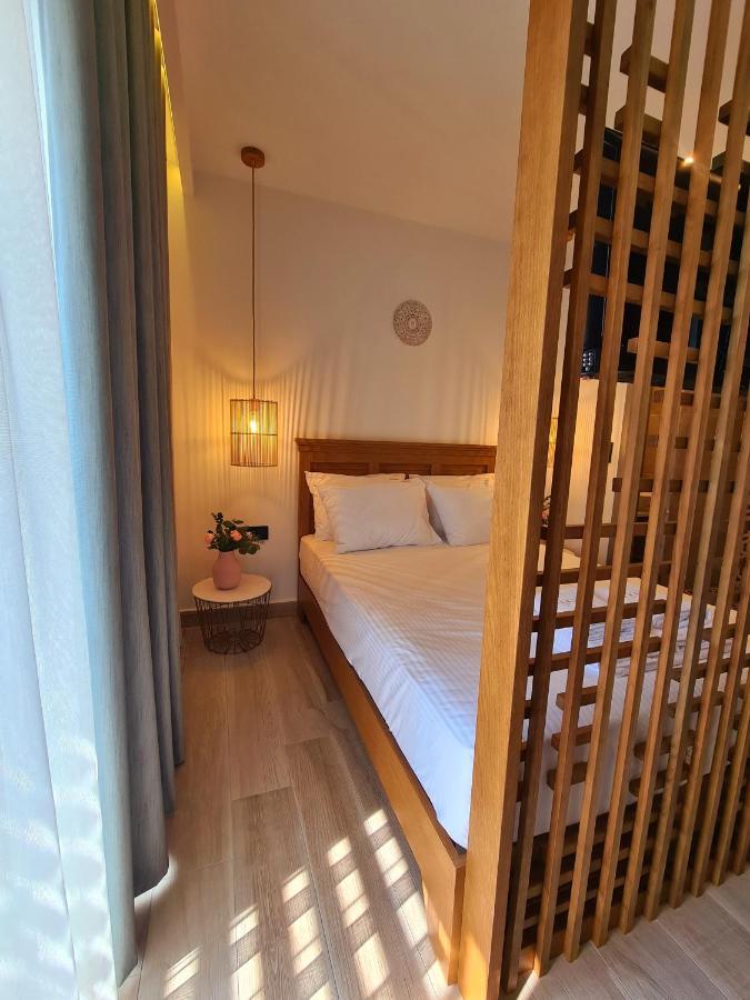 Alkion Boutique Living Aparthotel เนอาวรัสนา ภายนอก รูปภาพ