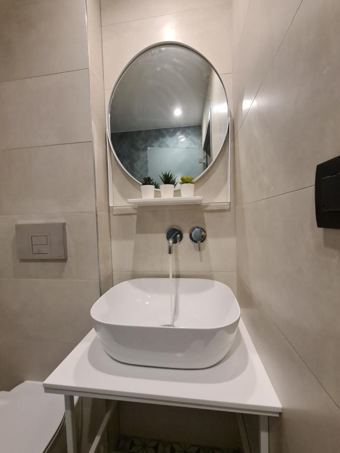 Alkion Boutique Living Aparthotel เนอาวรัสนา ภายนอก รูปภาพ