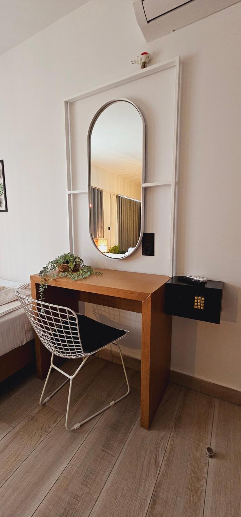 Alkion Boutique Living Aparthotel เนอาวรัสนา ภายนอก รูปภาพ
